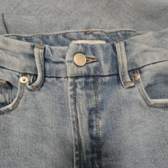 Good American Denim Wide Leg Jeans - Picture 3 of 9